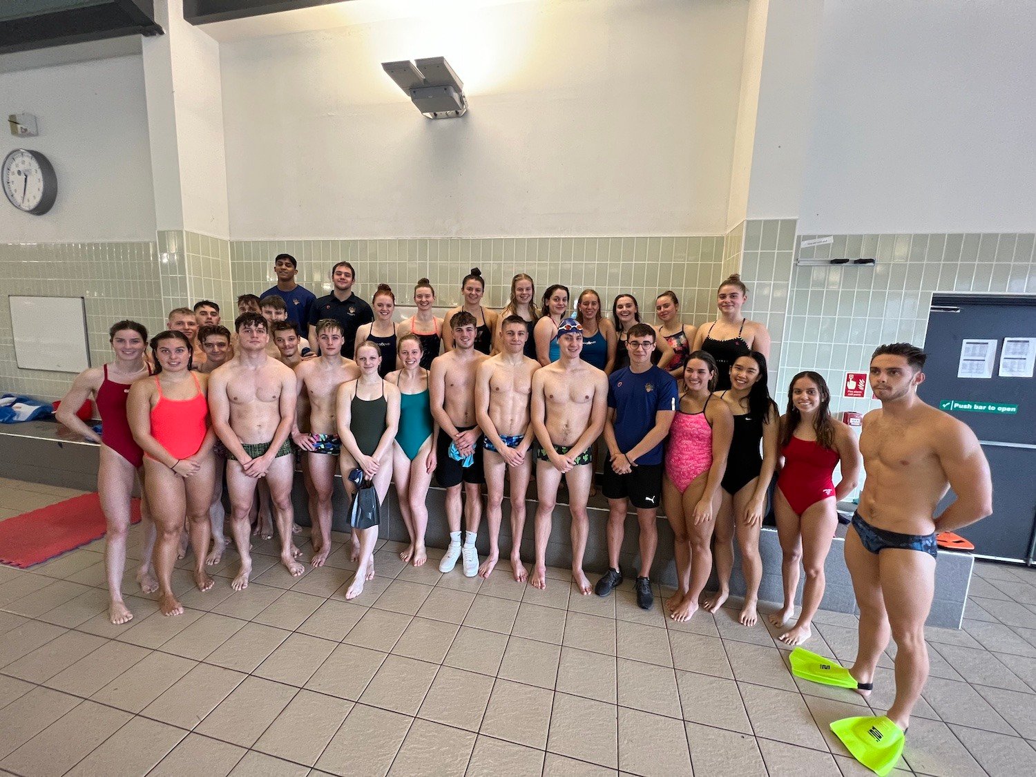 University of Surrey Swimming to compete in BUSL National Final this weekend!